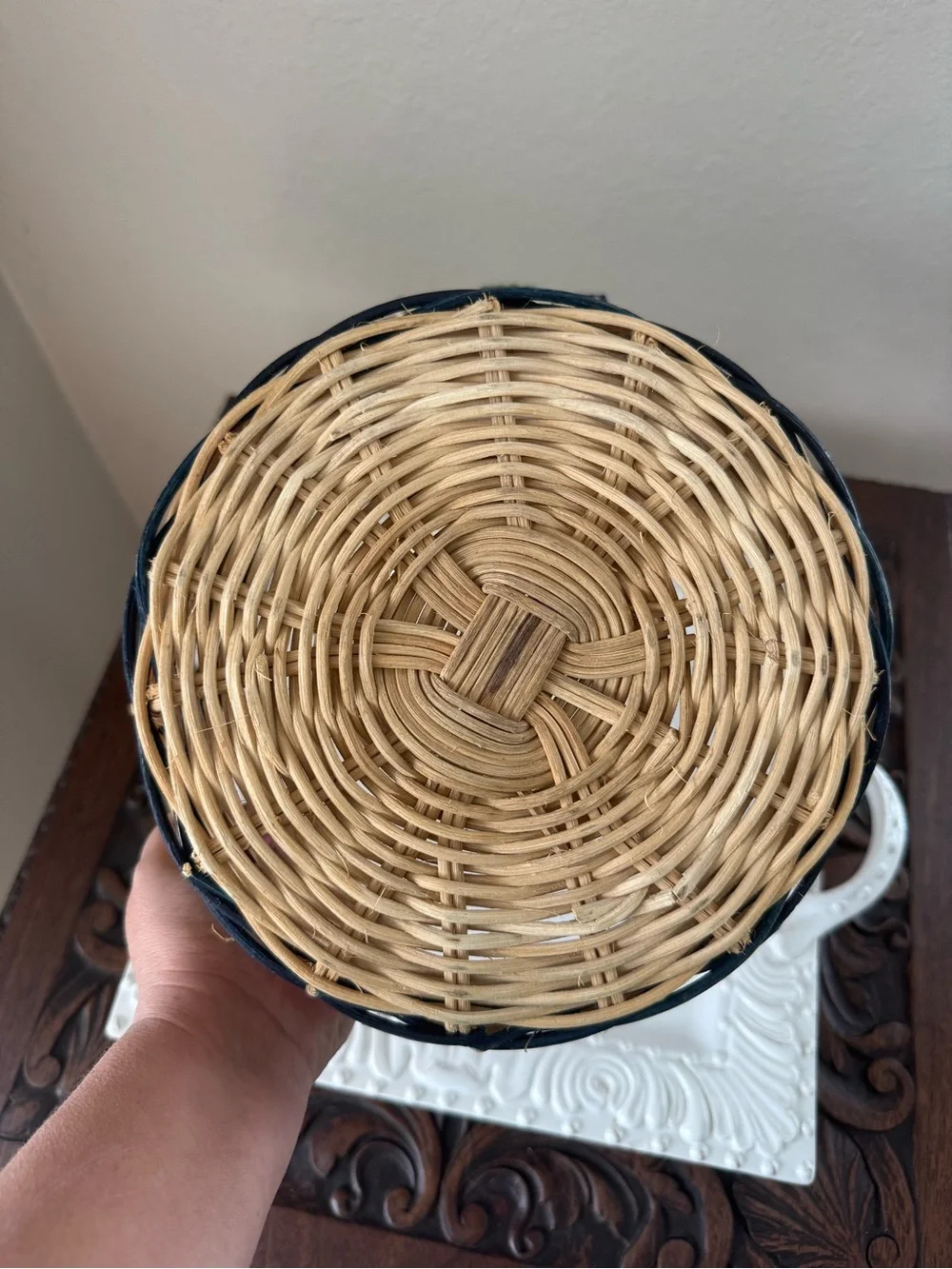 Vintage Wicker Basket Ceramic Grape Handle Blue Trim Cottage Farmhouse Decor